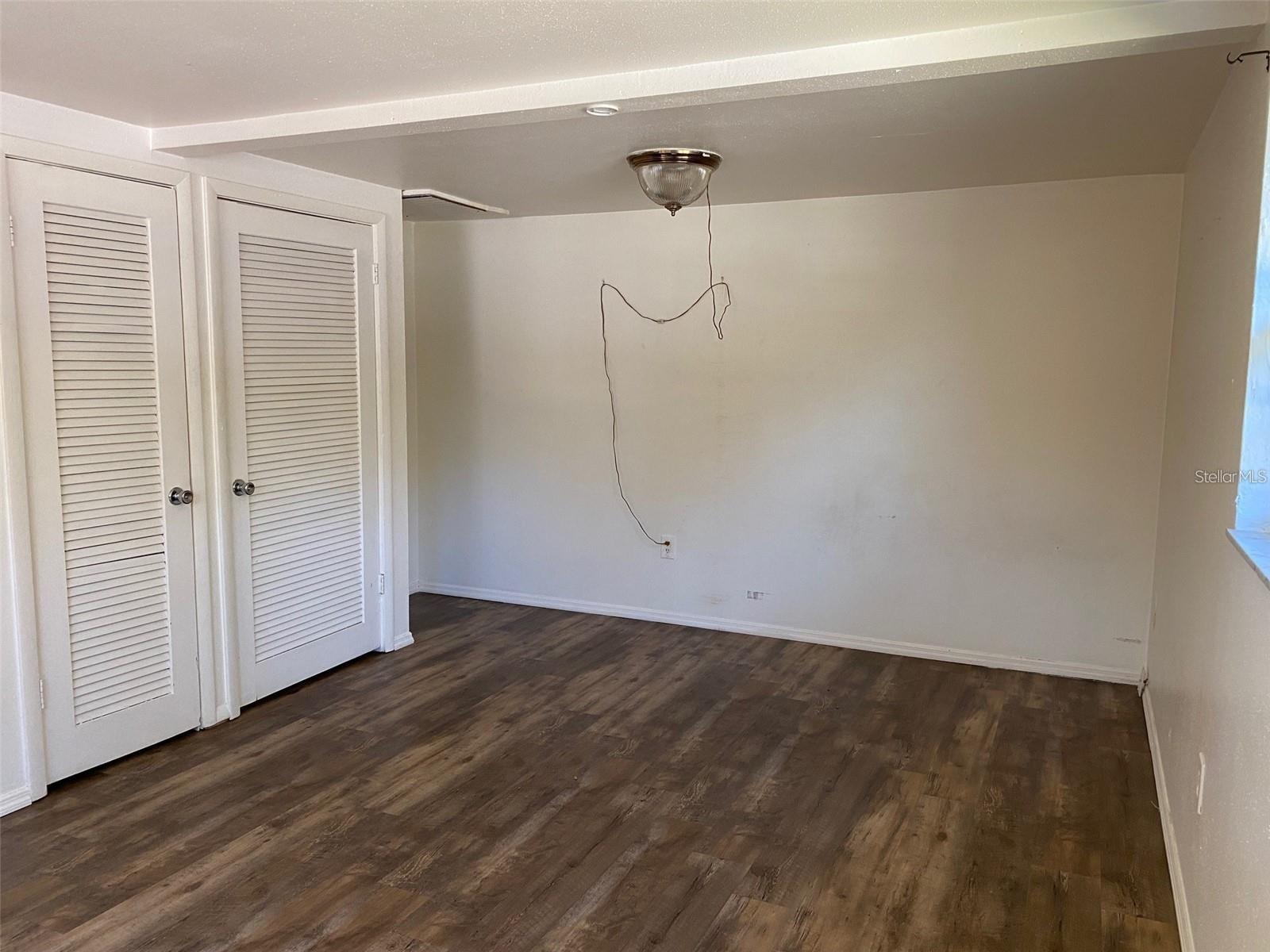 5716 KENWOOD AVE — photo 18
