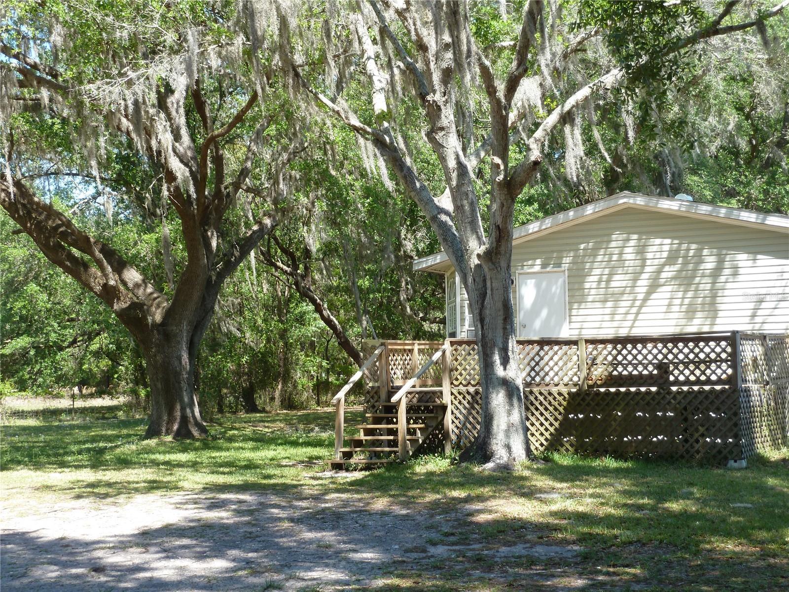 22839 BUNGALOW LN — photo 16
