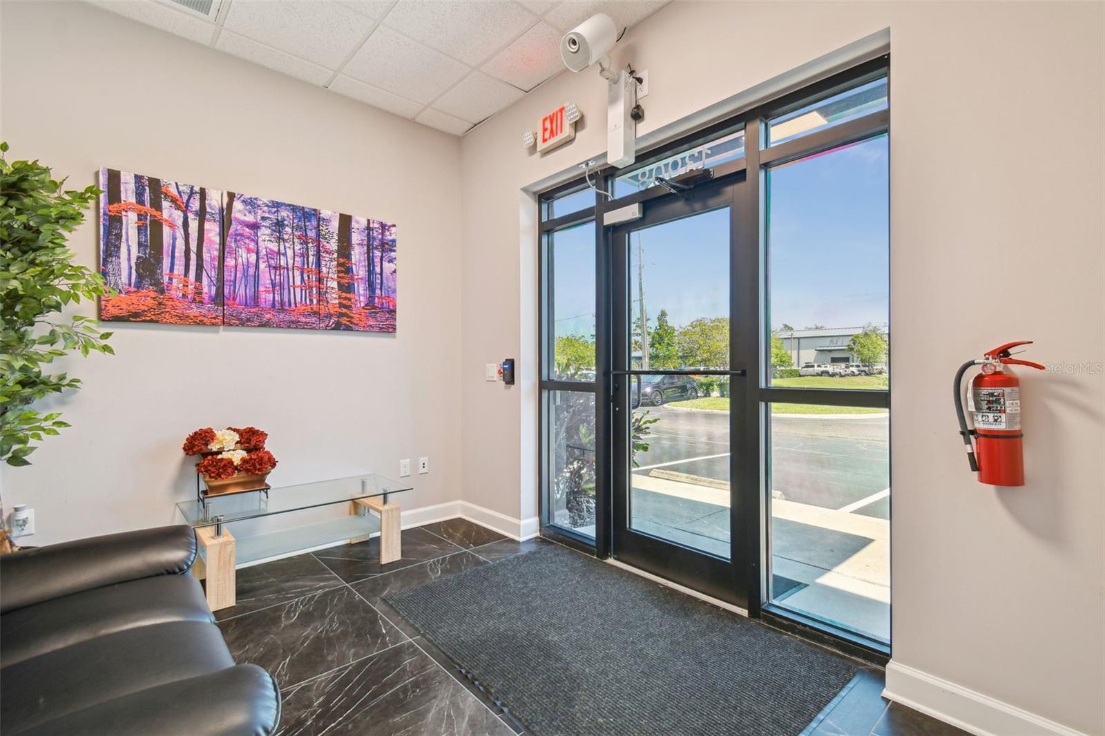 13908 MONROES BUSINESS PARK — photo 9