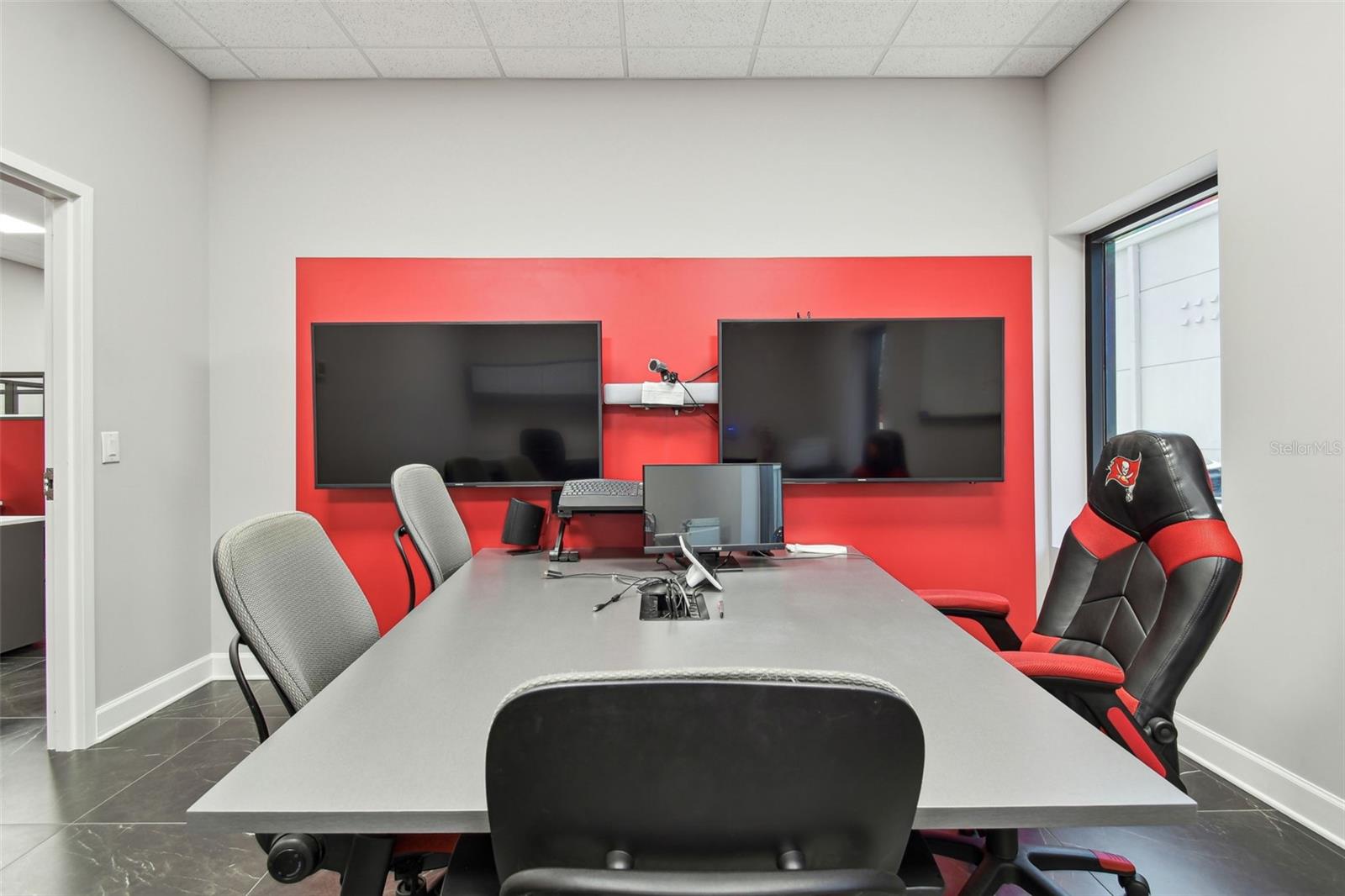 13908 MONROES BUSINESS PARK — photo 43