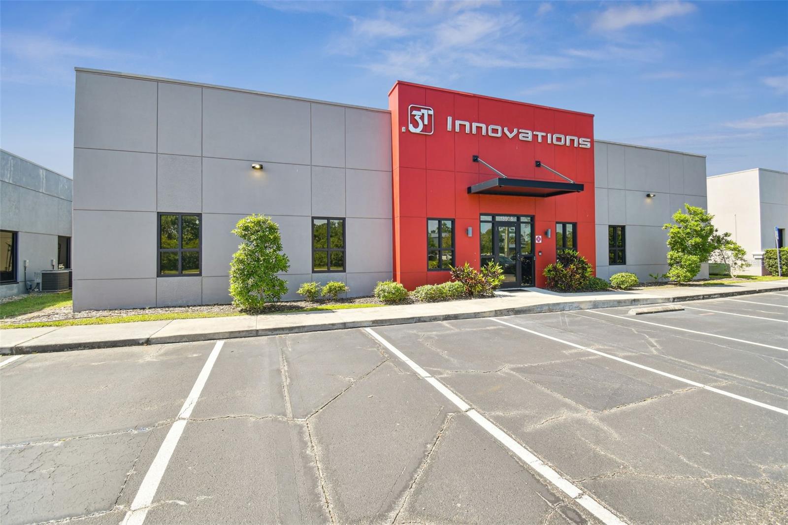 13908 MONROES BUSINESS PARK — photo 7