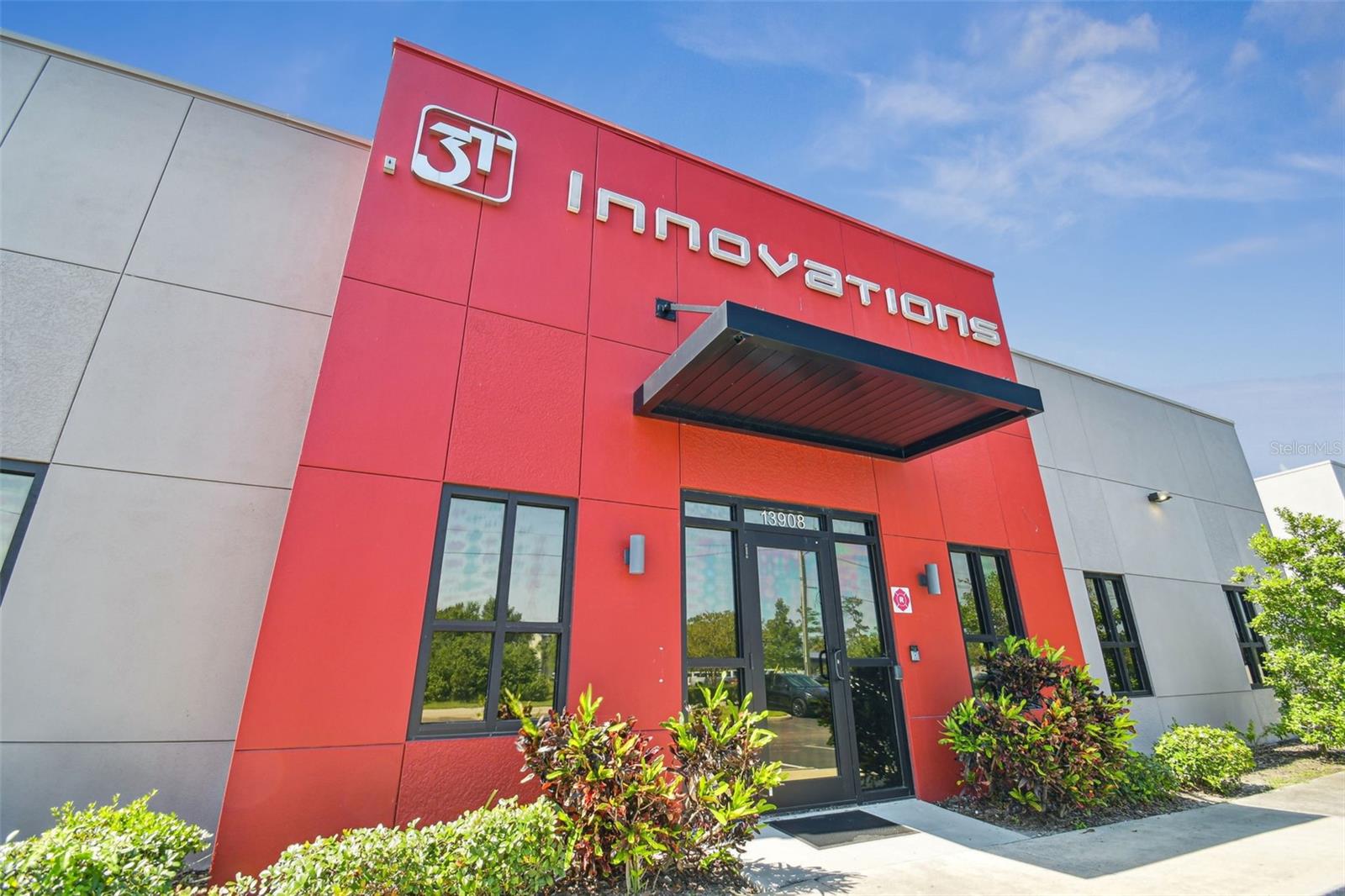 13908 MONROES BUSINESS PARK — photo 8