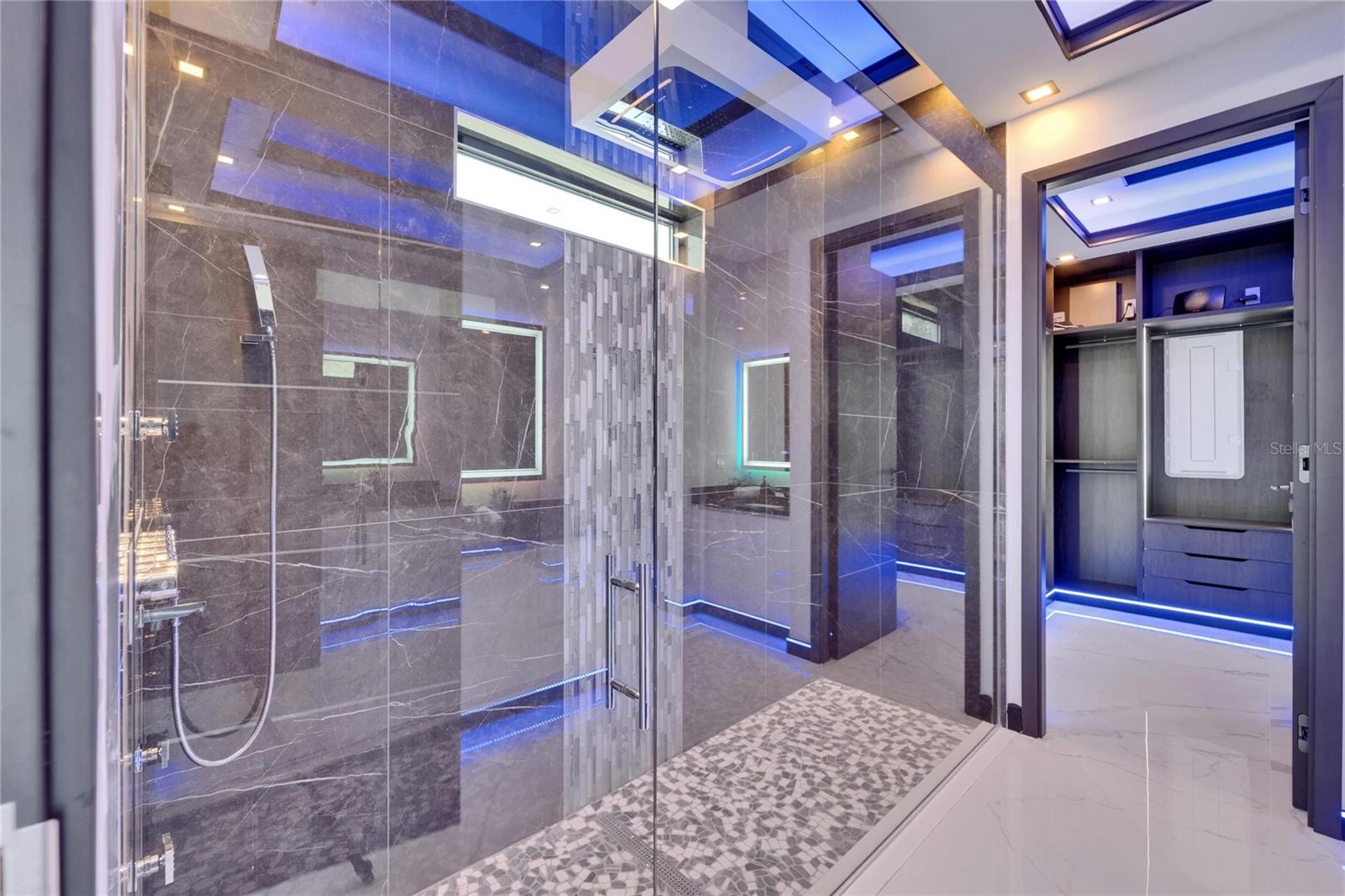 6530 SIMONE SHORES CIR — photo 33