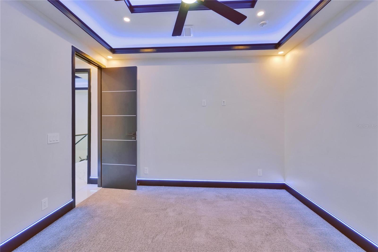 6530 SIMONE SHORES CIR — photo 54