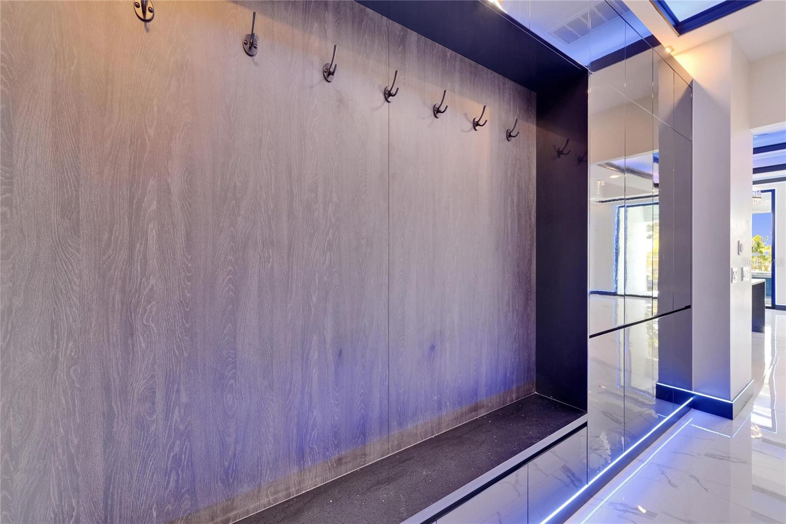 6530 SIMONE SHORES CIR — photo 31