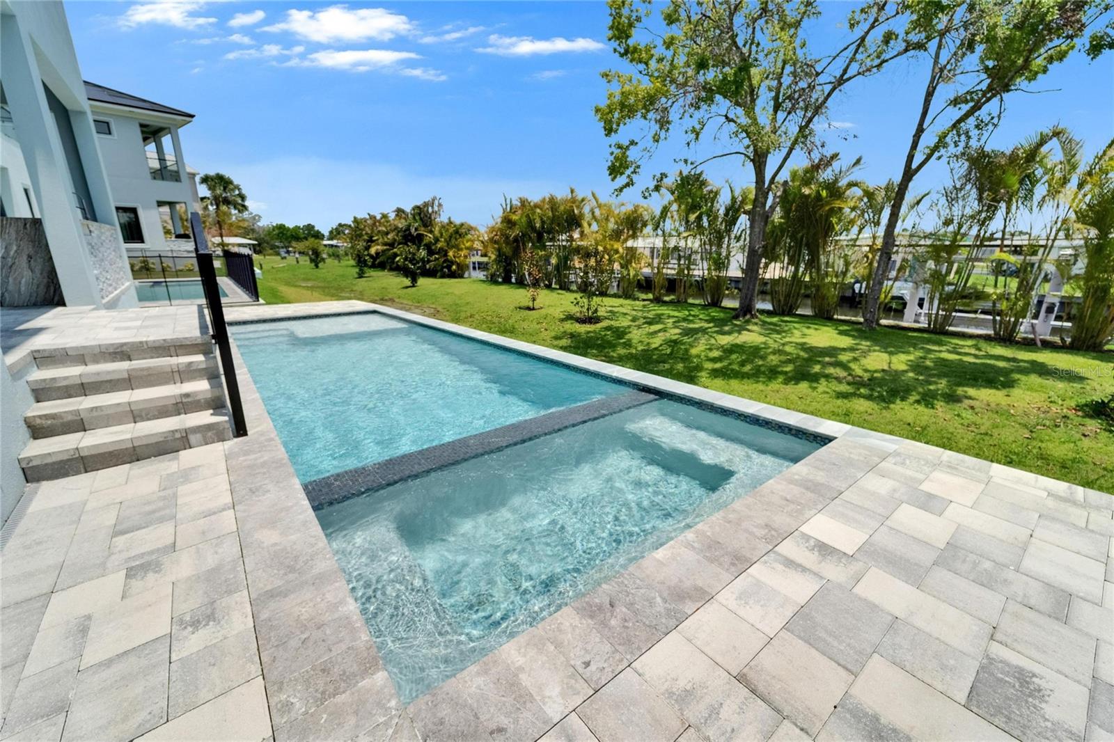 6530 SIMONE SHORES CIR — photo 81