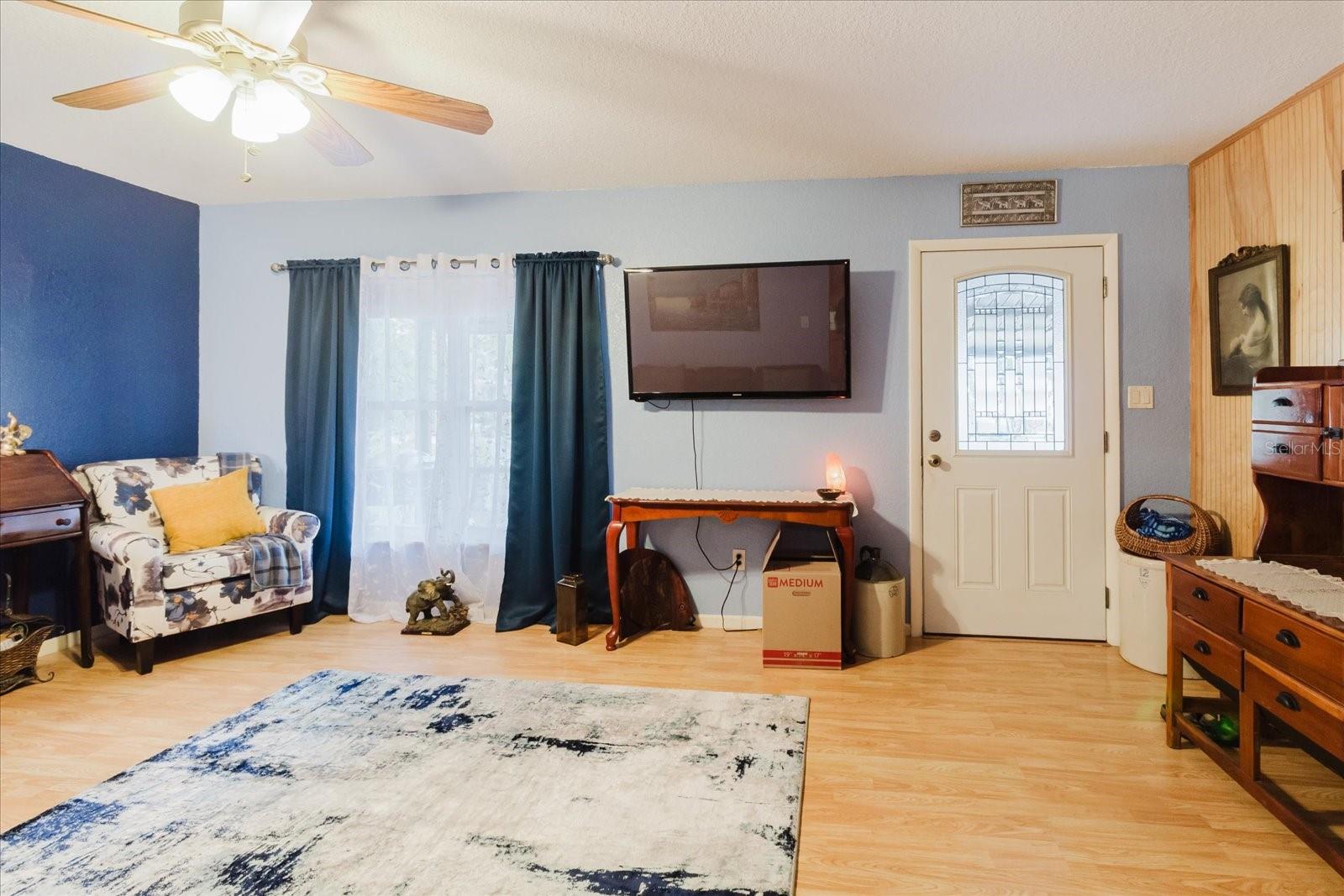 4015 ASBURY PL — photo 8