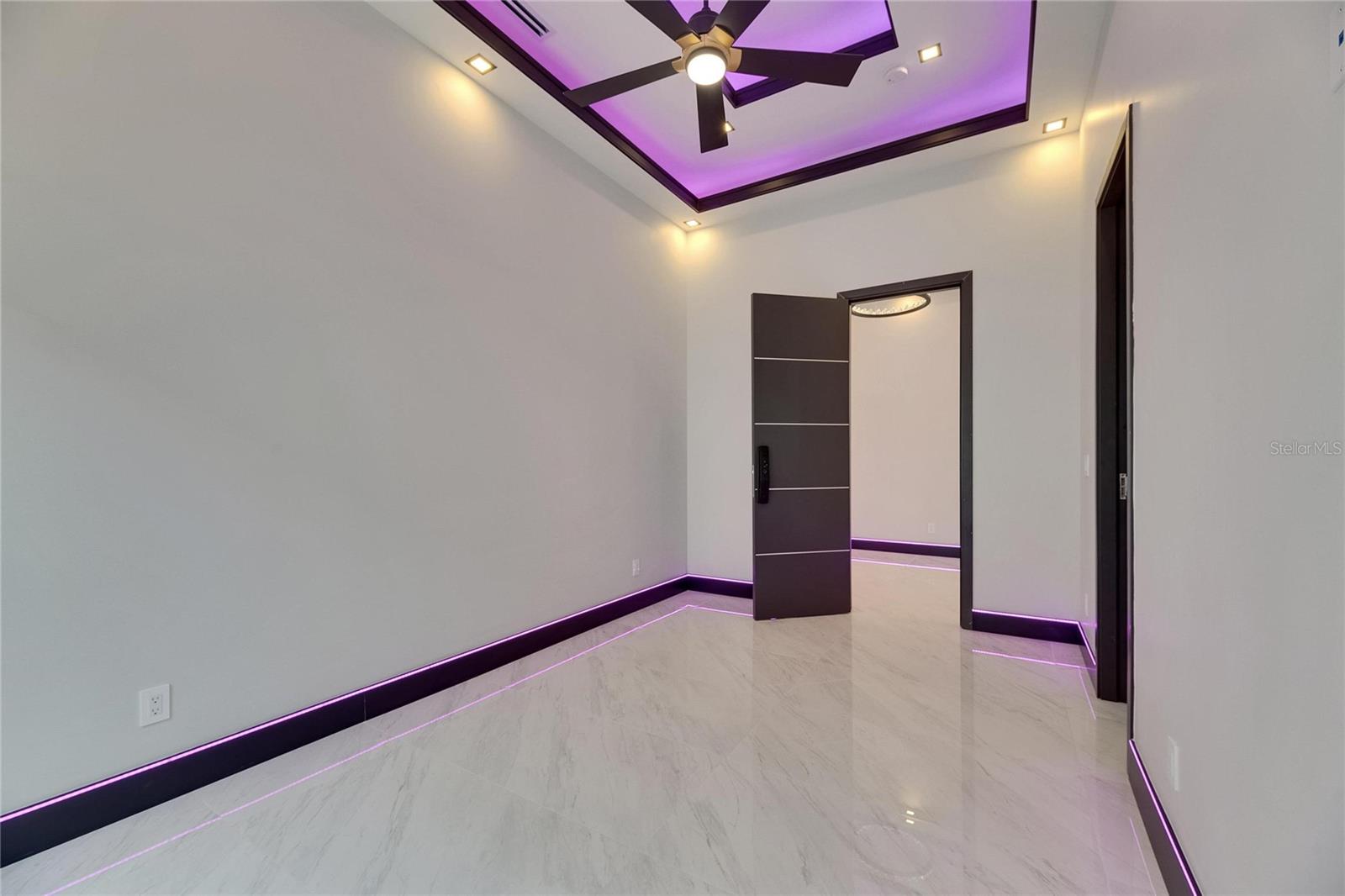 6532 SIMONE SHORES CIR — photo 21
