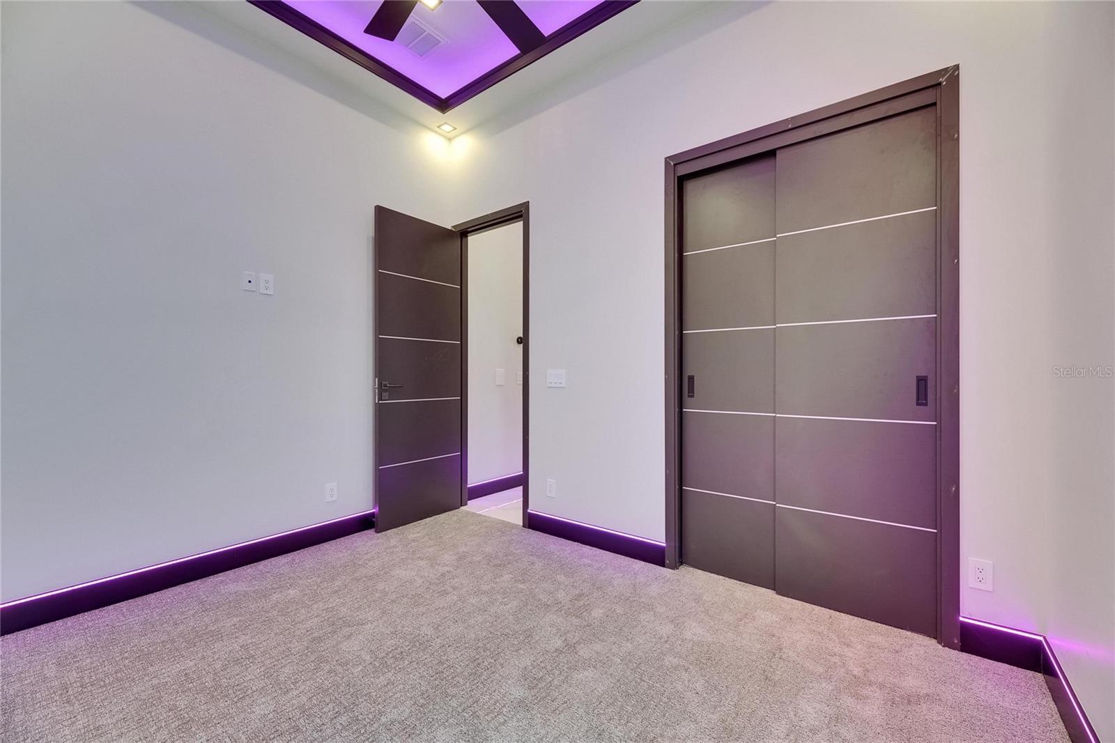 6532 SIMONE SHORES CIR — photo 16