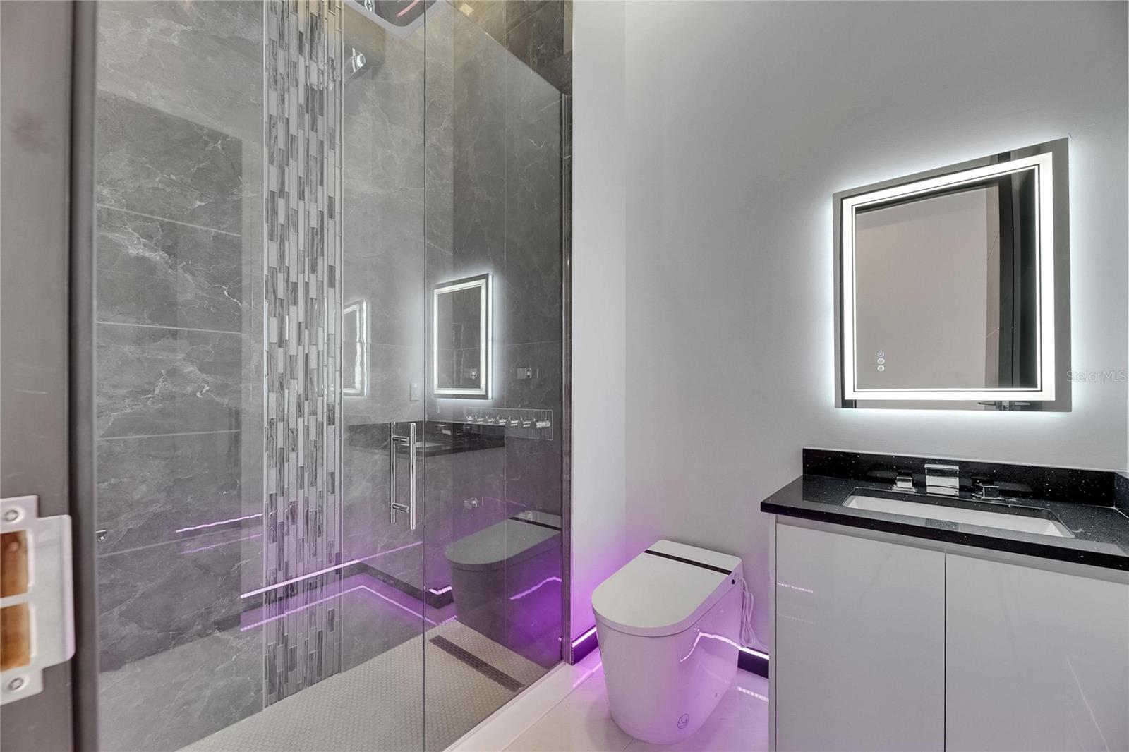 6532 SIMONE SHORES CIR — photo 22