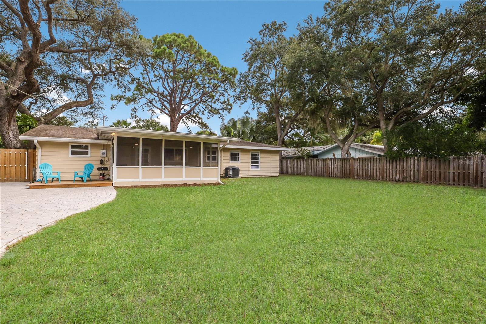 2266 CLEMATIS ST — photo 19