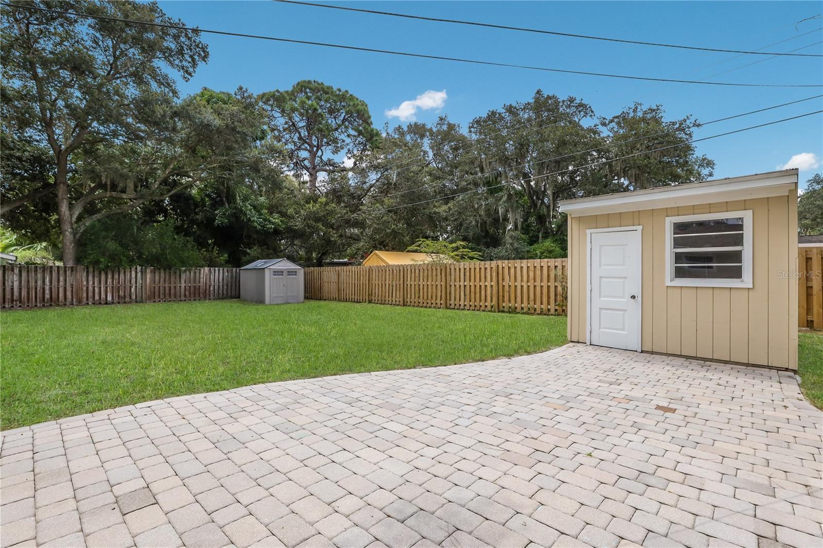2266 CLEMATIS ST — photo 23