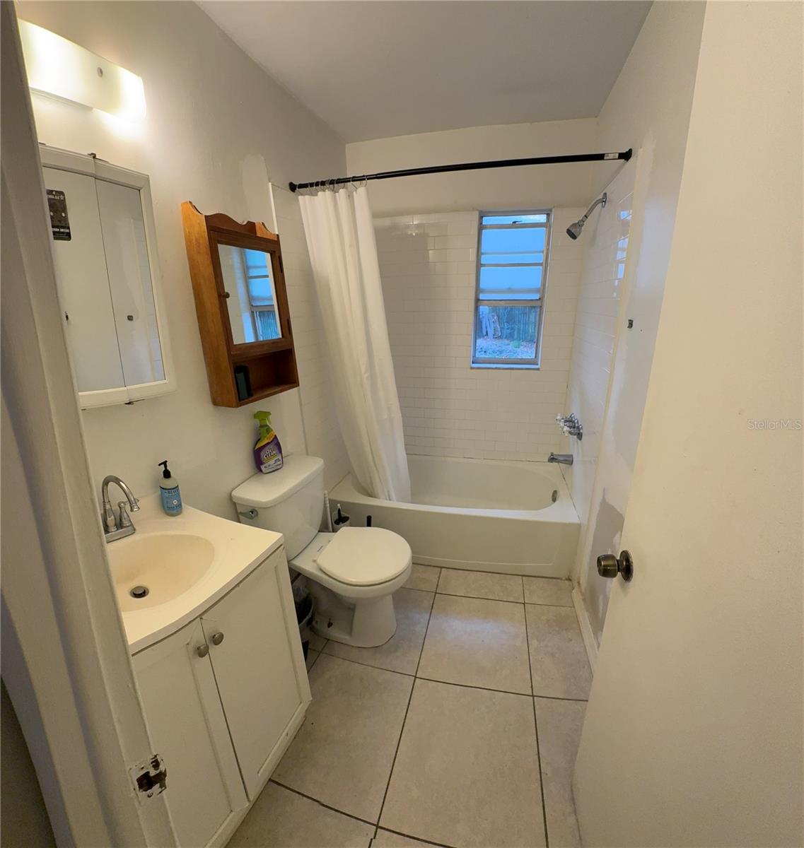 201 LENTZ RD — photo 5