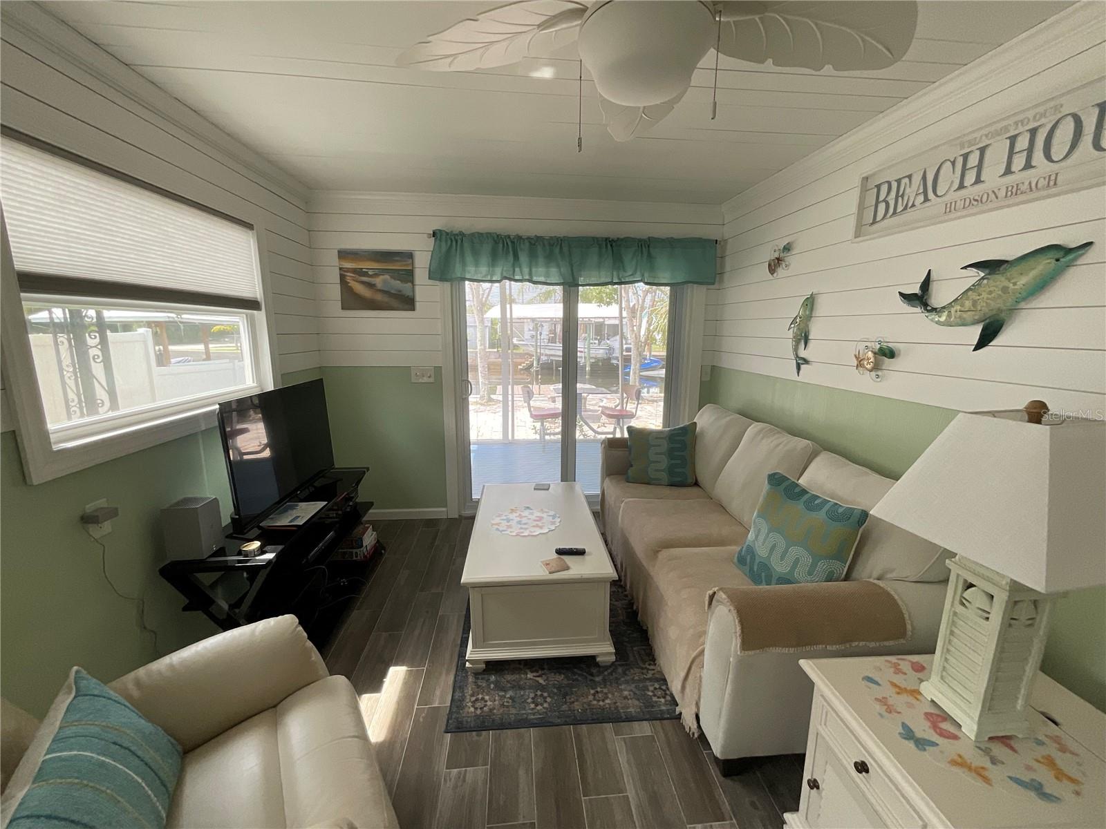 7104 FAIR LN — photo 25
