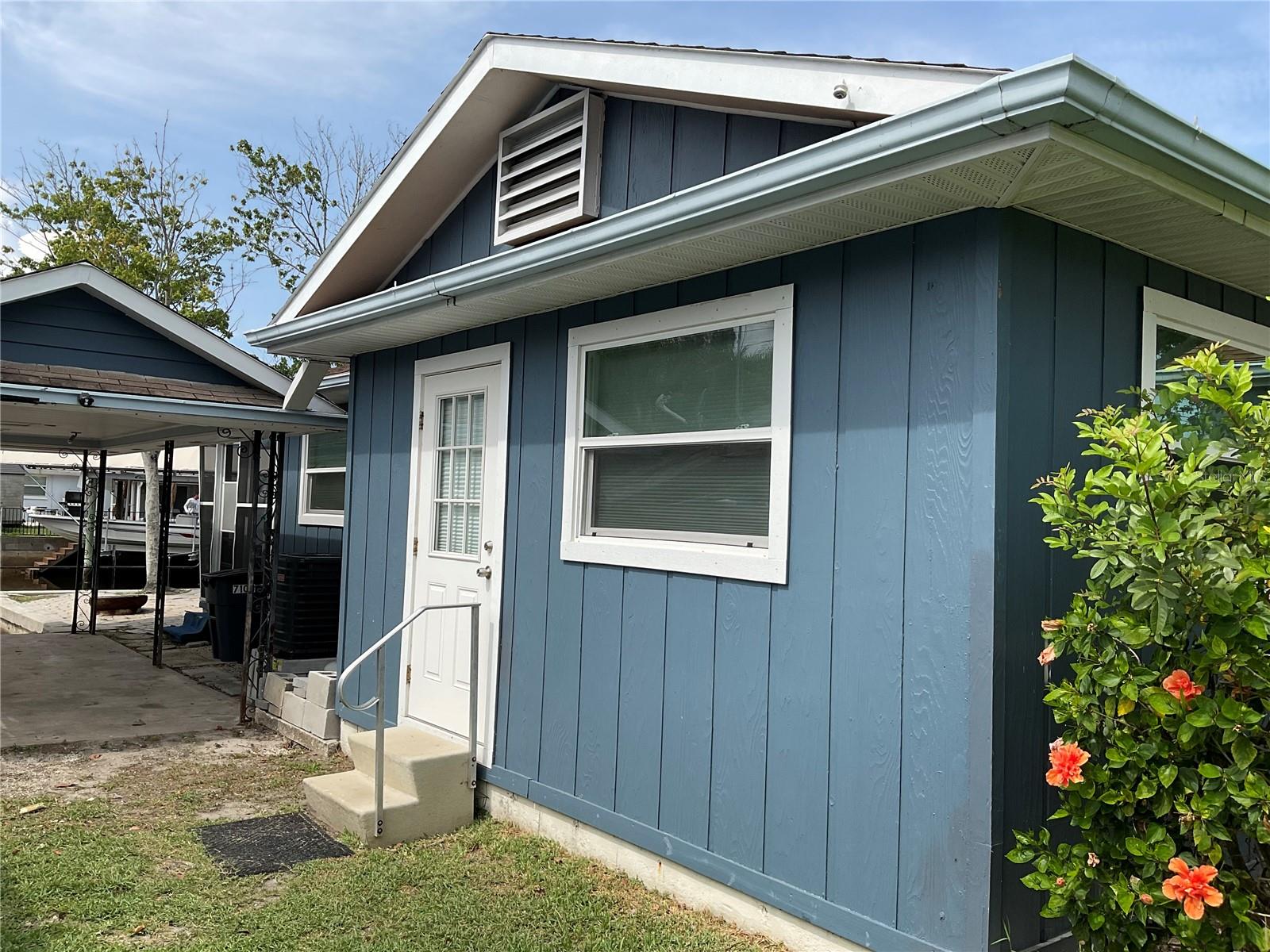 7104 FAIR LN — photo 2