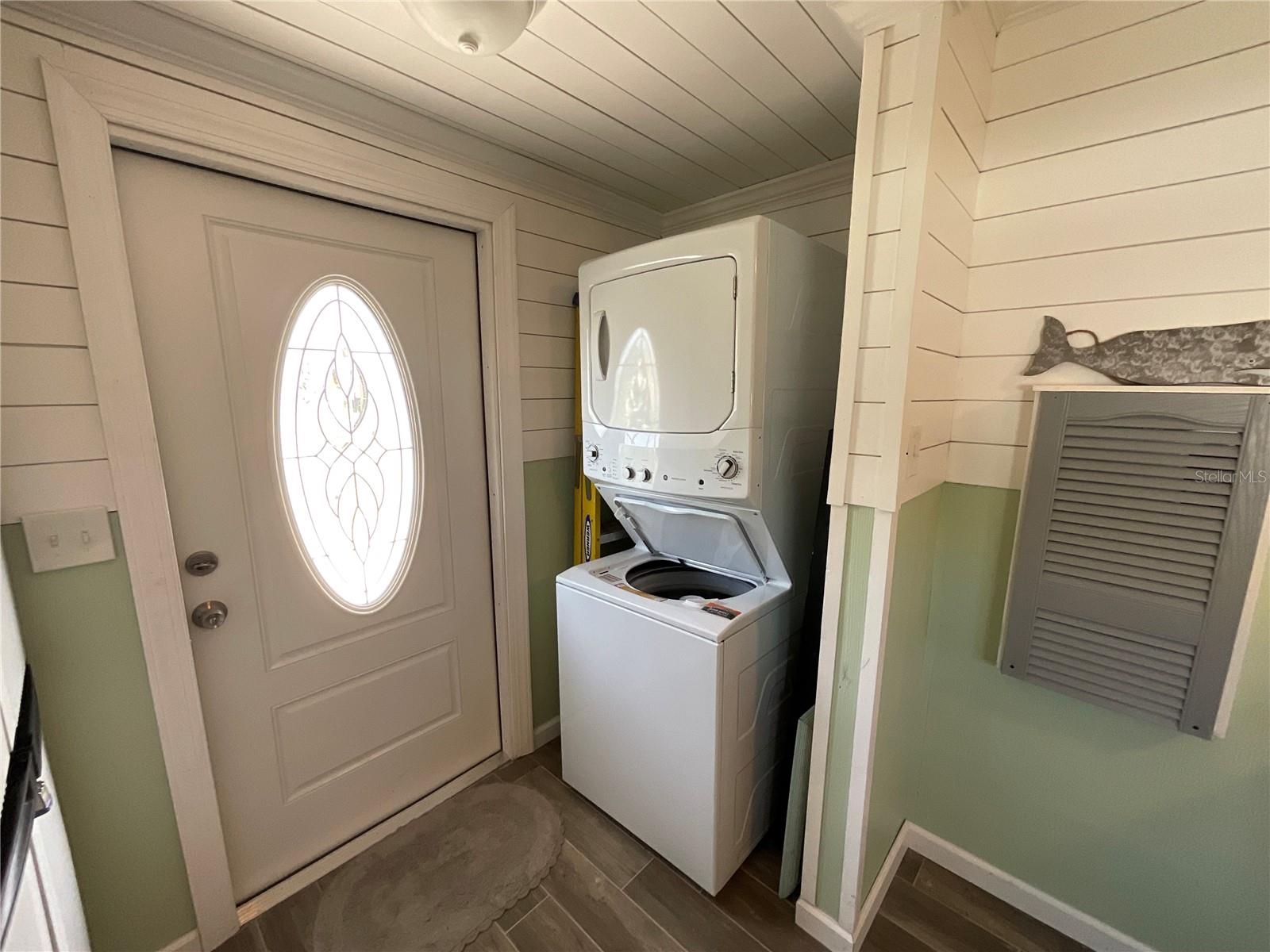 7104 FAIR LN — photo 33