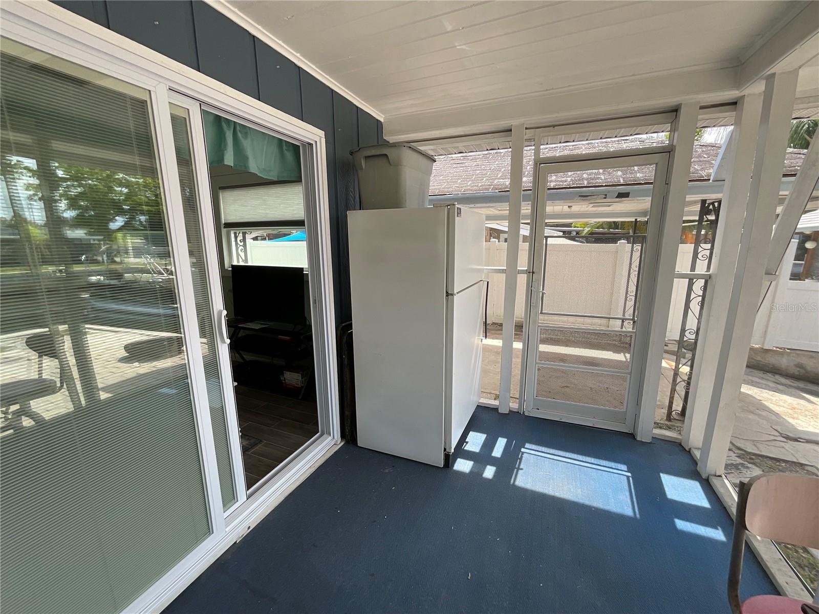 7104 FAIR LN — photo 39