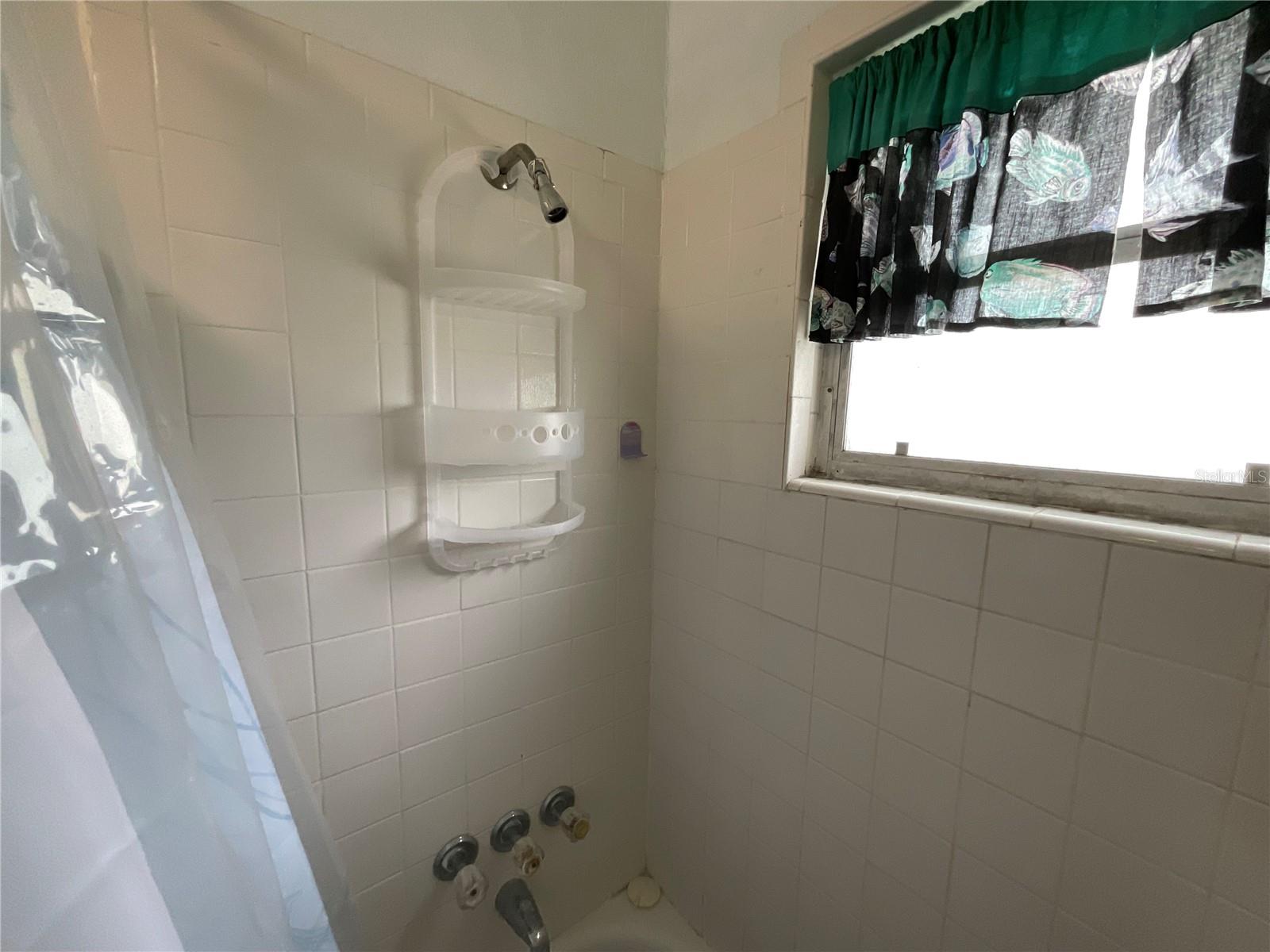 7104 FAIR LN — photo 36