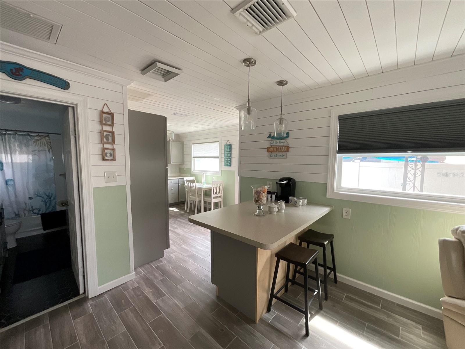 7104 FAIR LN — photo 21