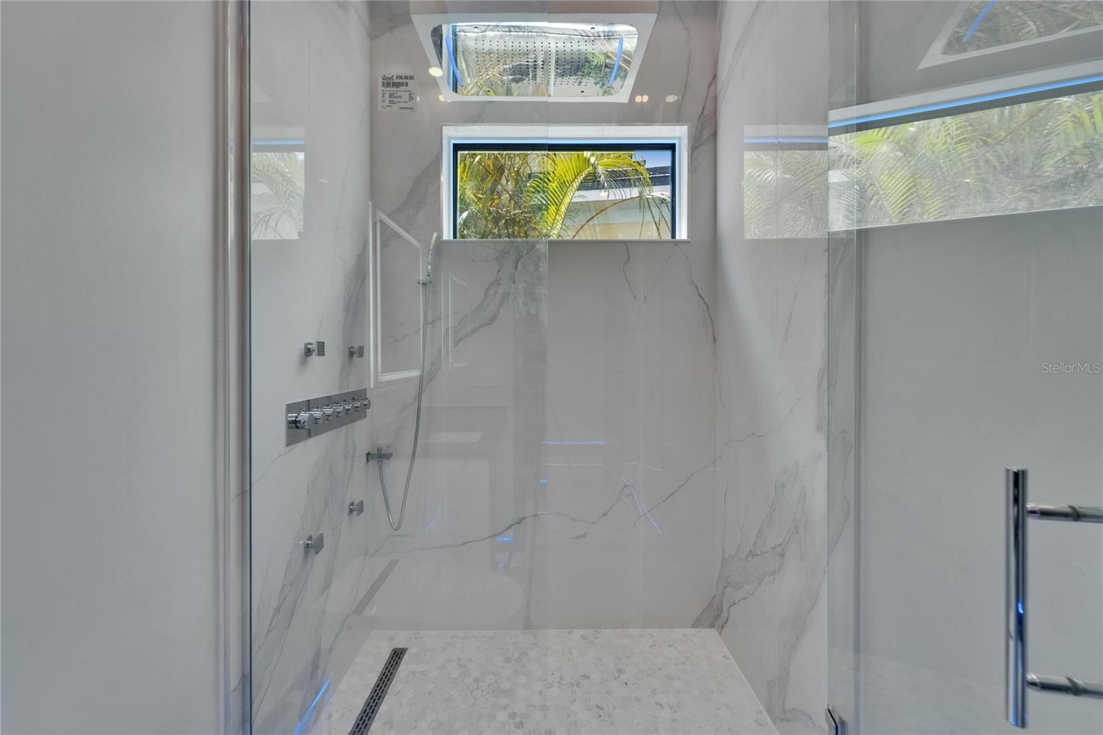 6520 SIMONE SHORES CIR — photo 65