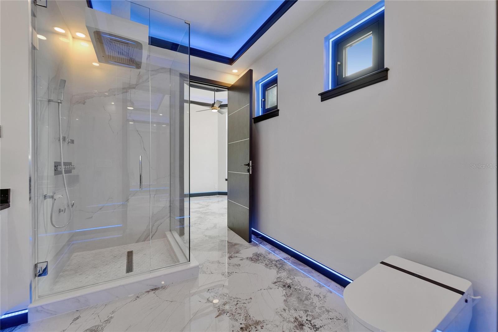 6520 SIMONE SHORES CIR — photo 40