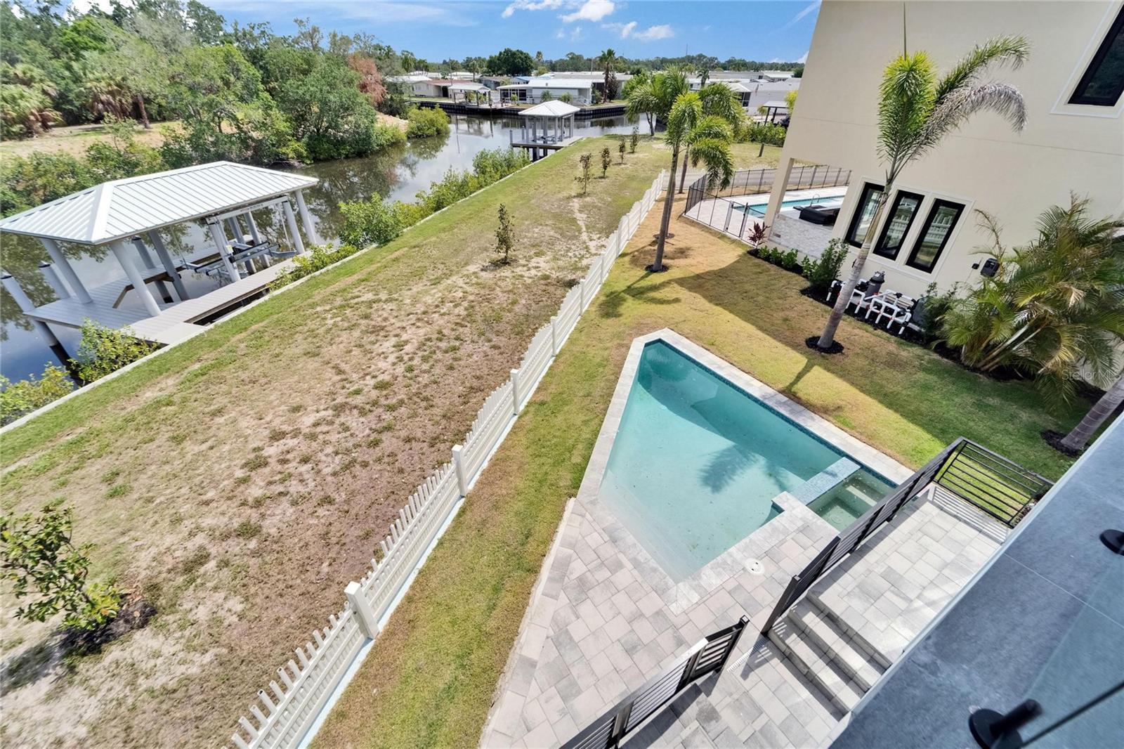 6520 SIMONE SHORES CIR — photo 37