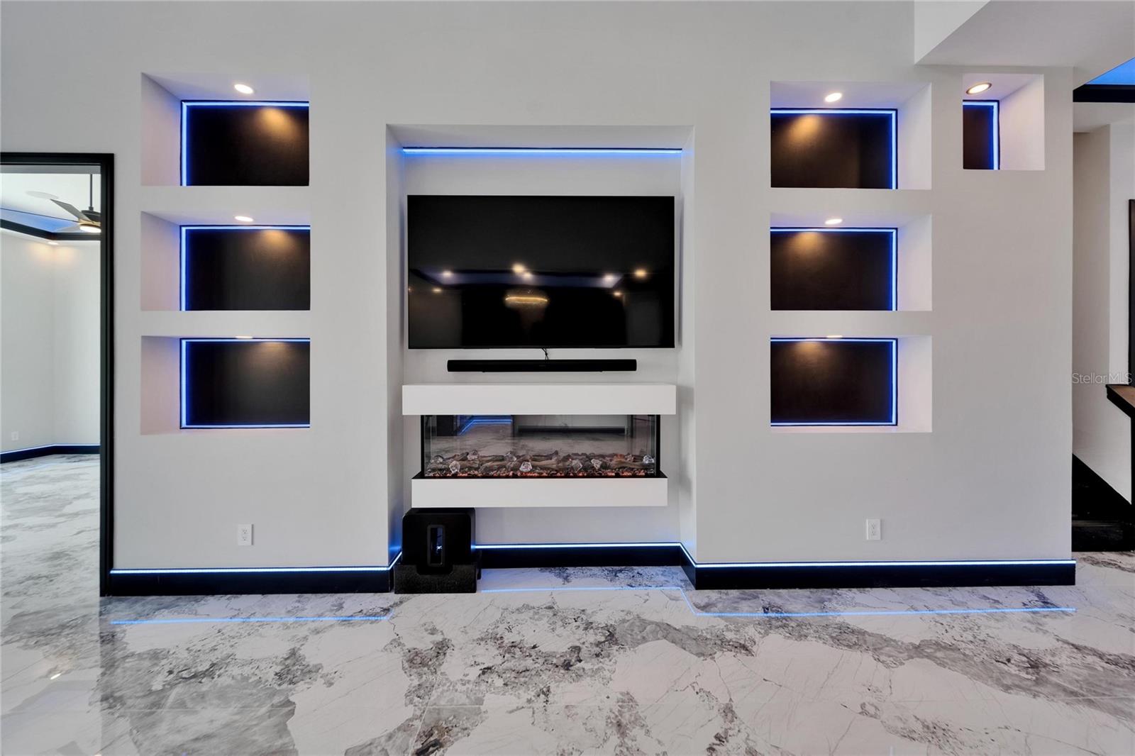 6520 SIMONE SHORES CIR — photo 52