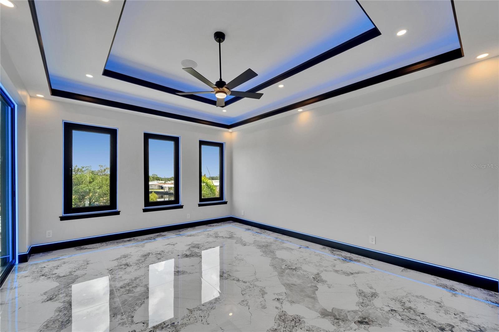 6520 SIMONE SHORES CIR — photo 27