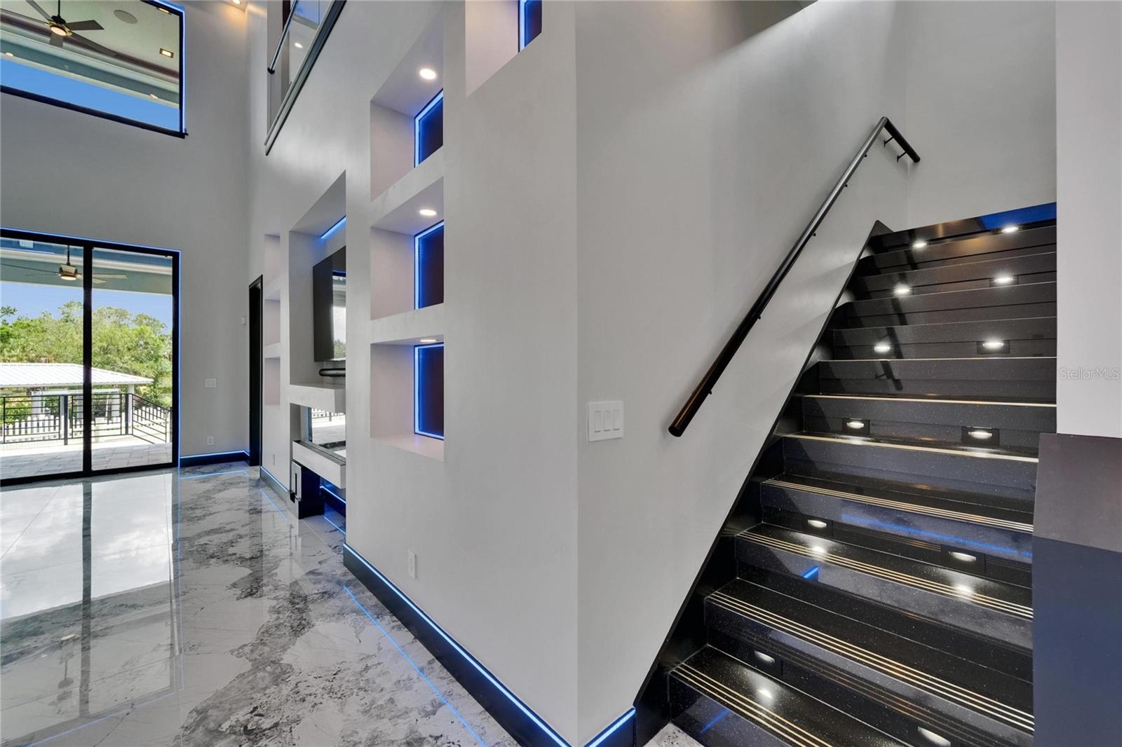 6520 SIMONE SHORES CIR — photo 12