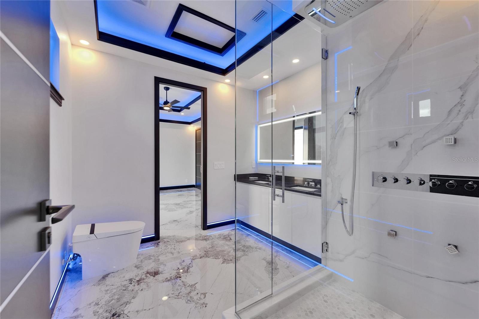 6520 SIMONE SHORES CIR — photo 38