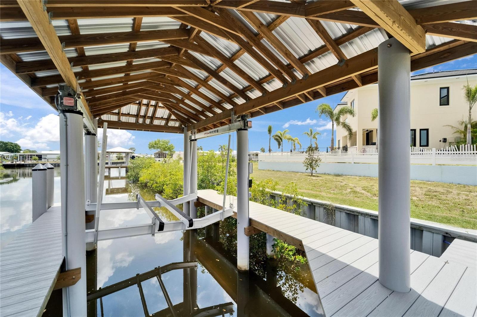 6520 SIMONE SHORES CIR — photo 82