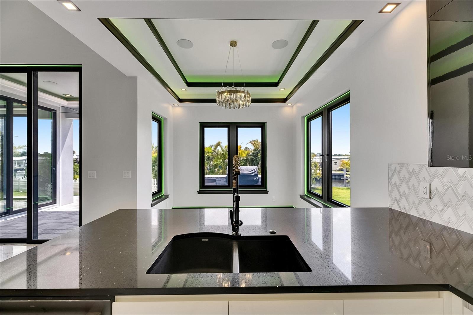6526 SIMONE SHORES CIR — photo 25