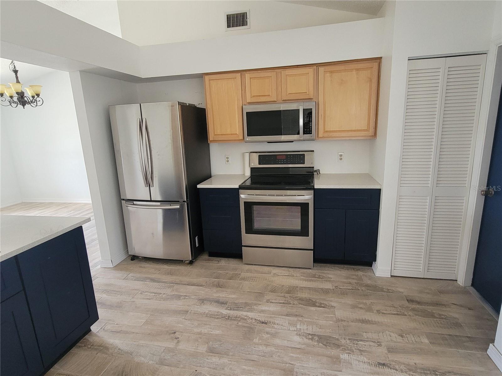 3538 65TH AVENUE CIR E — photo 6