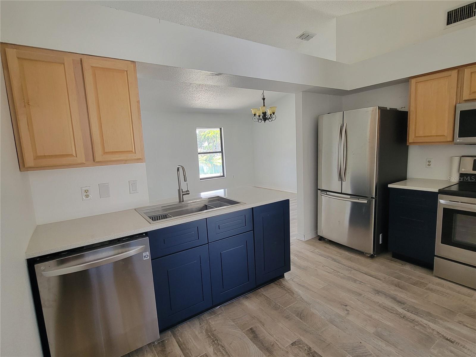 3538 65TH AVENUE CIR E — photo 7