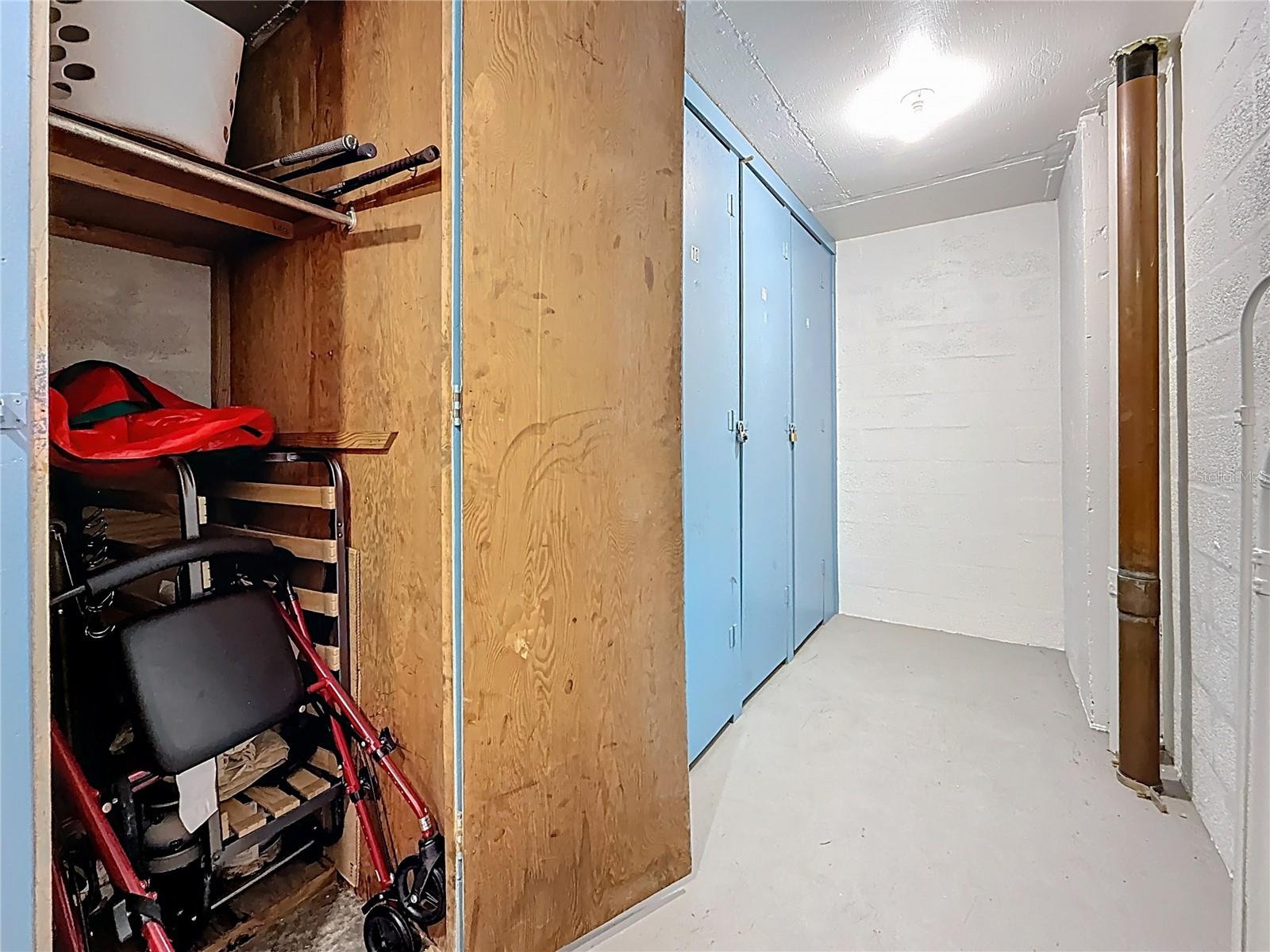 4725 COVE CIRCLE #908 — photo 35