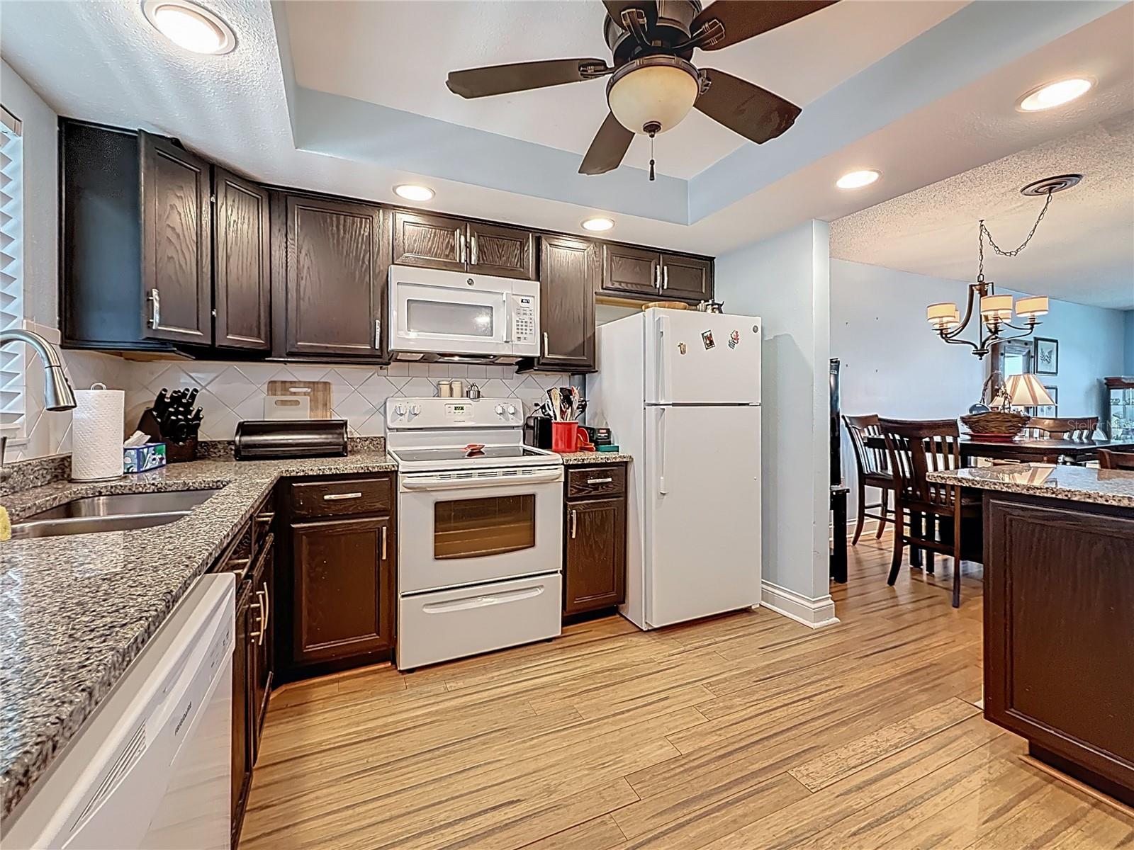 4725 COVE CIRCLE #908 — photo 14