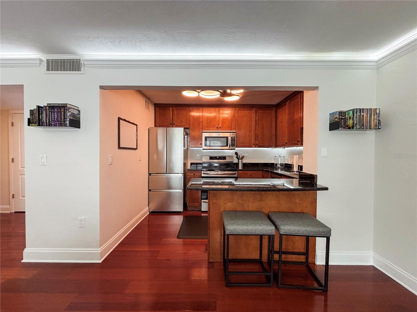 210 5TH AVE S #209 — photo 4