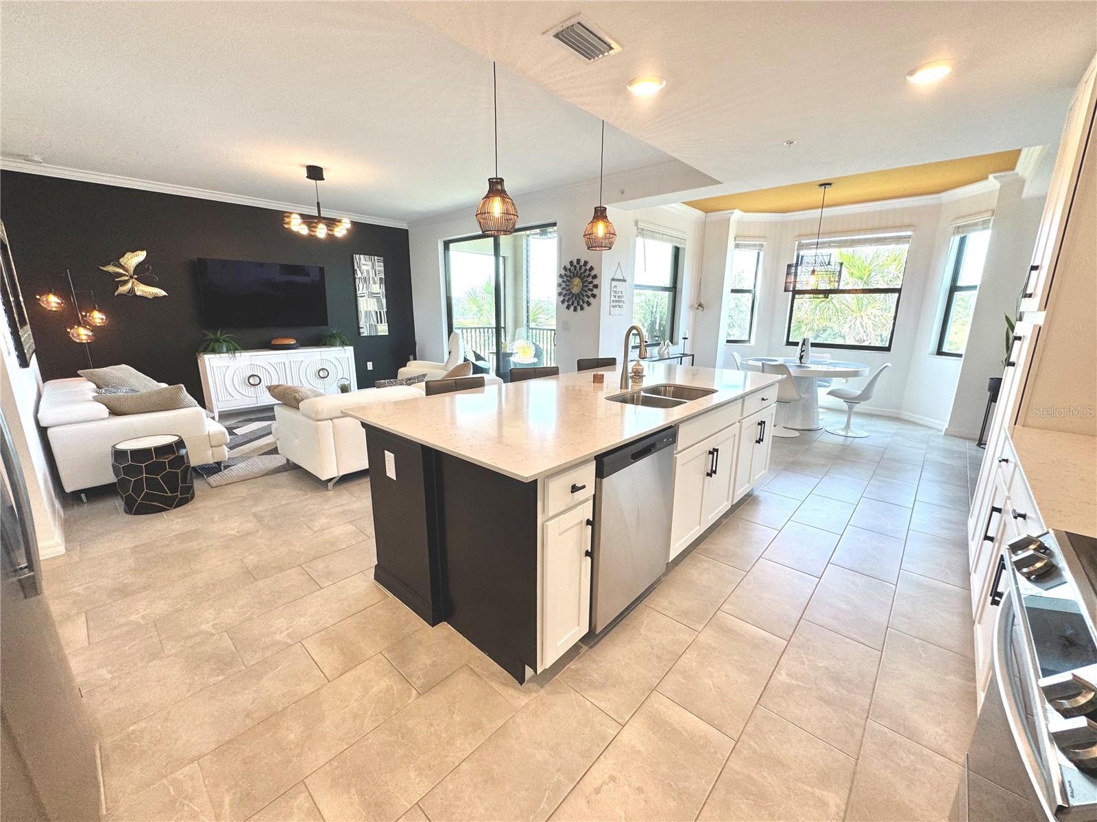 18028 GAWTHROP DR #303 — photo 16