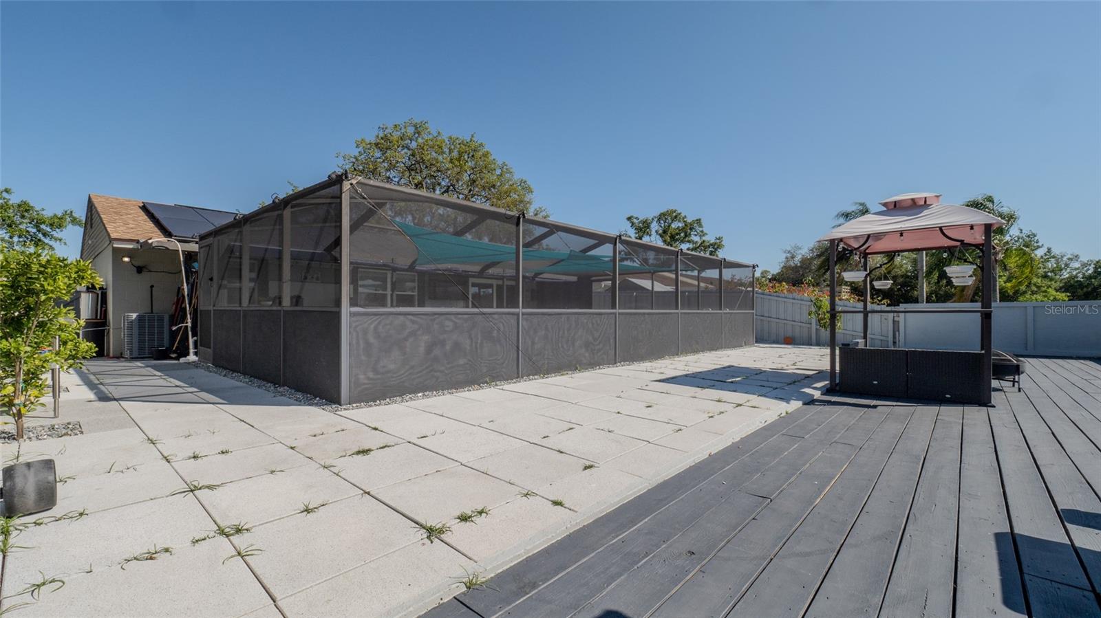 12416 QUEENSLAND LN — photo 42