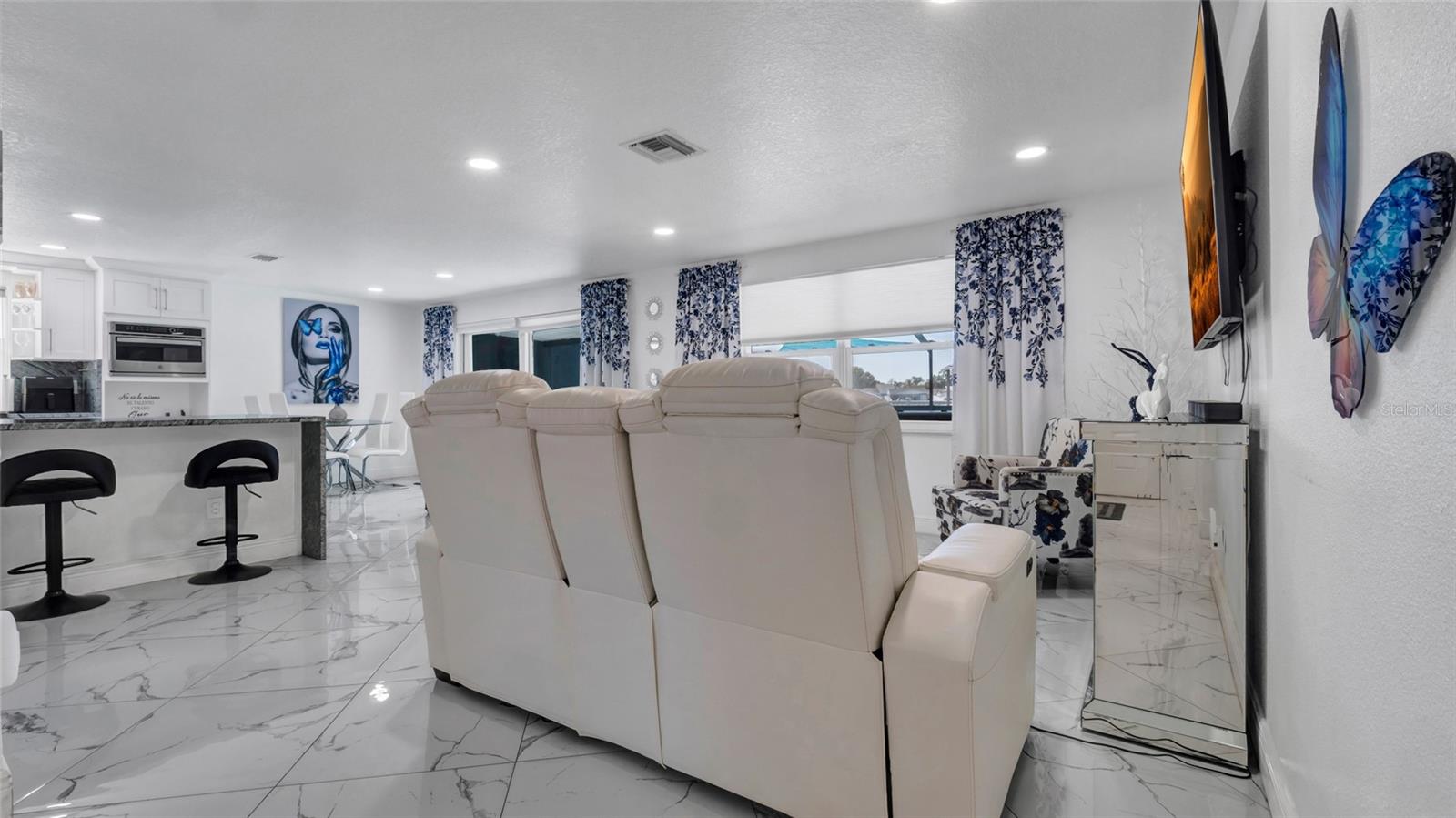 12416 QUEENSLAND LN — photo 6