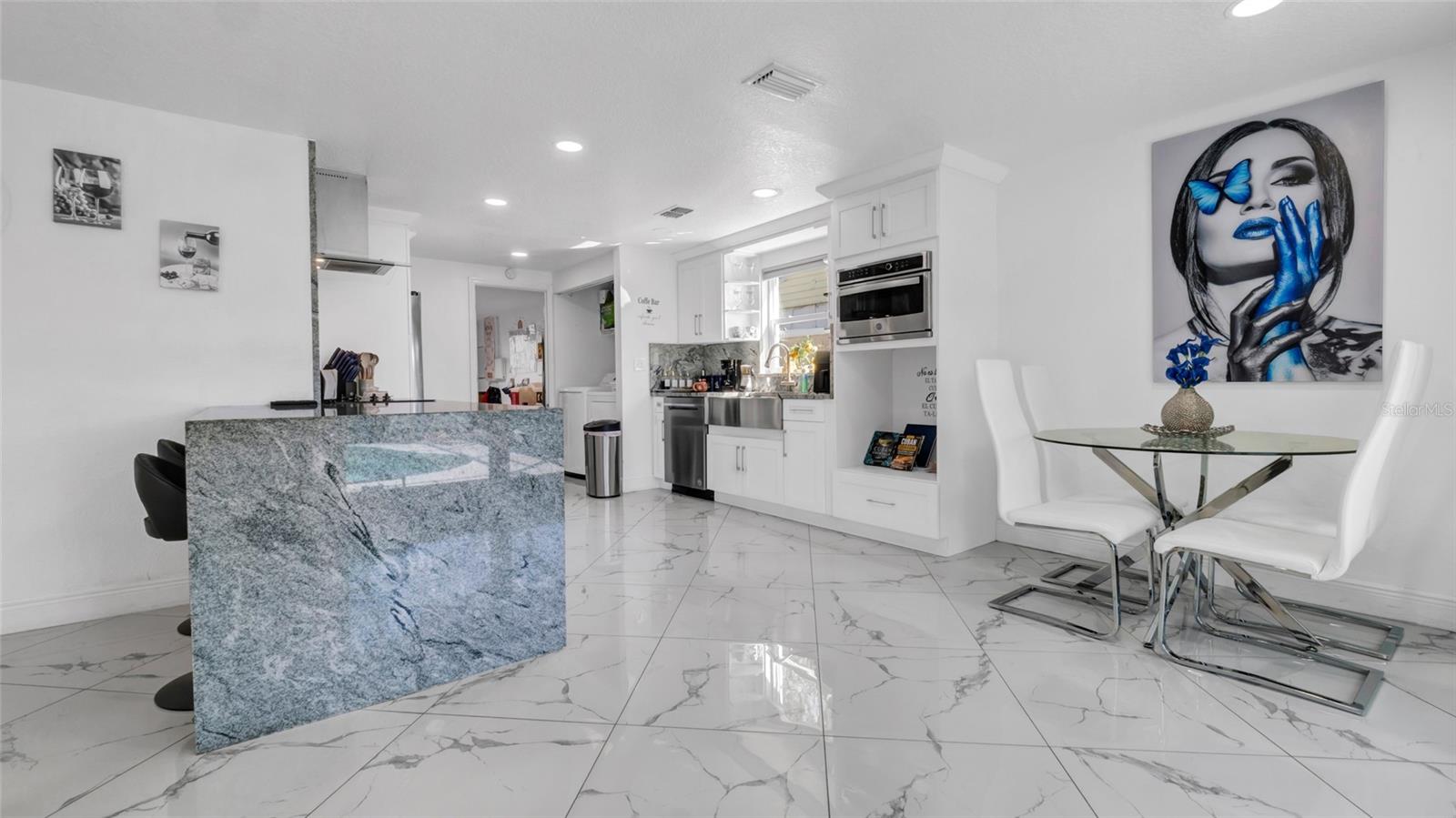 12416 QUEENSLAND LN — photo 12