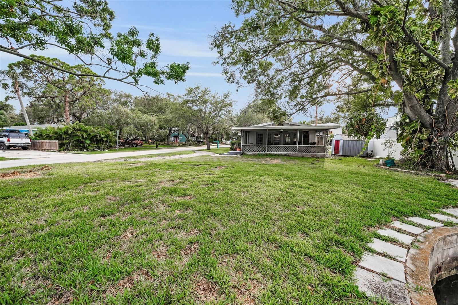 394 GEORGIA AVE — photo 32