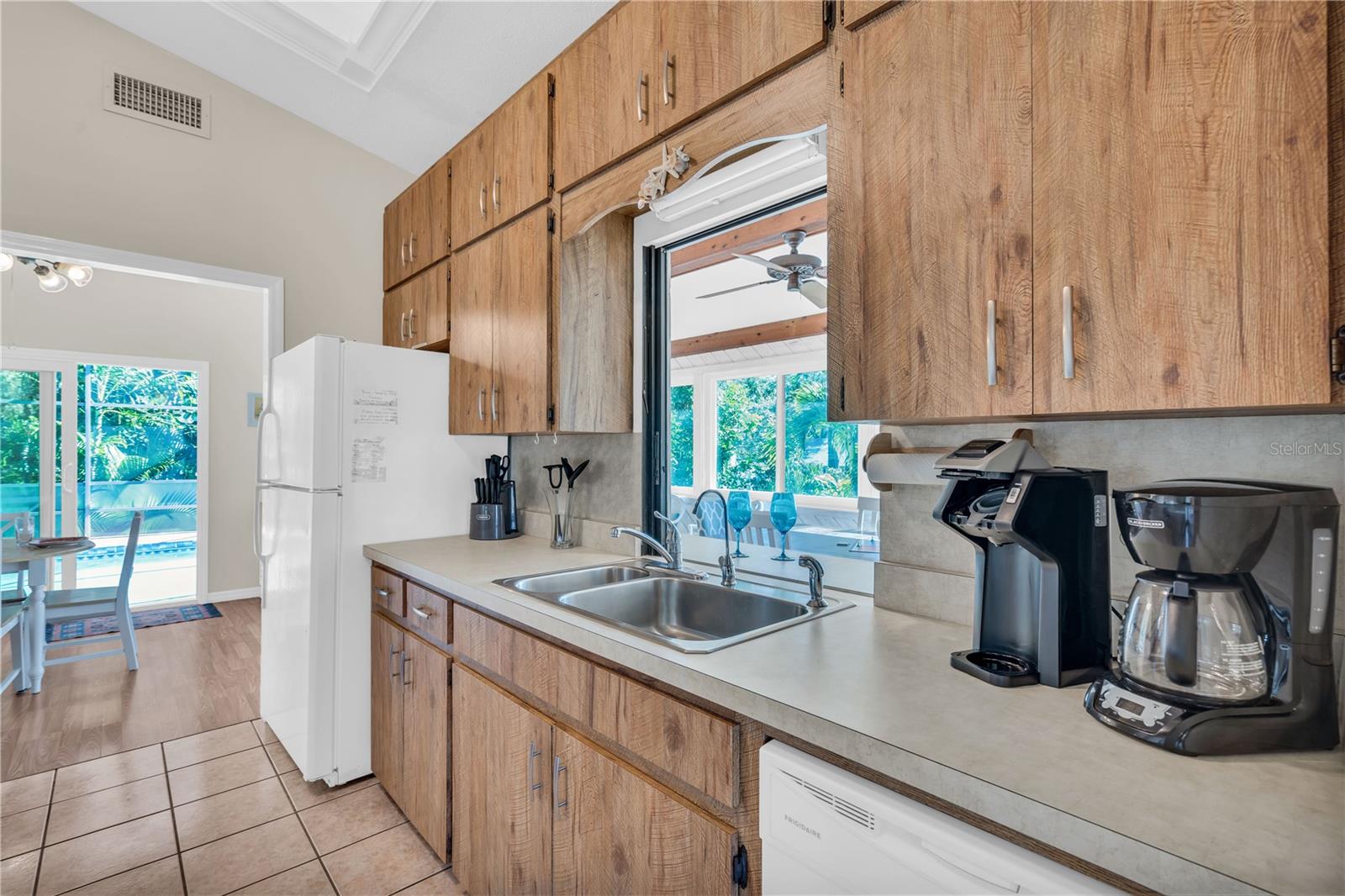 521 PAMETO RD — photo 10