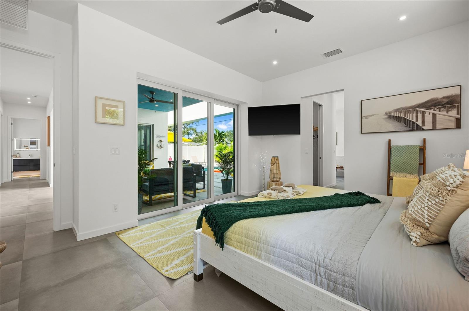 2375 WALDEMERE ST — photo 16