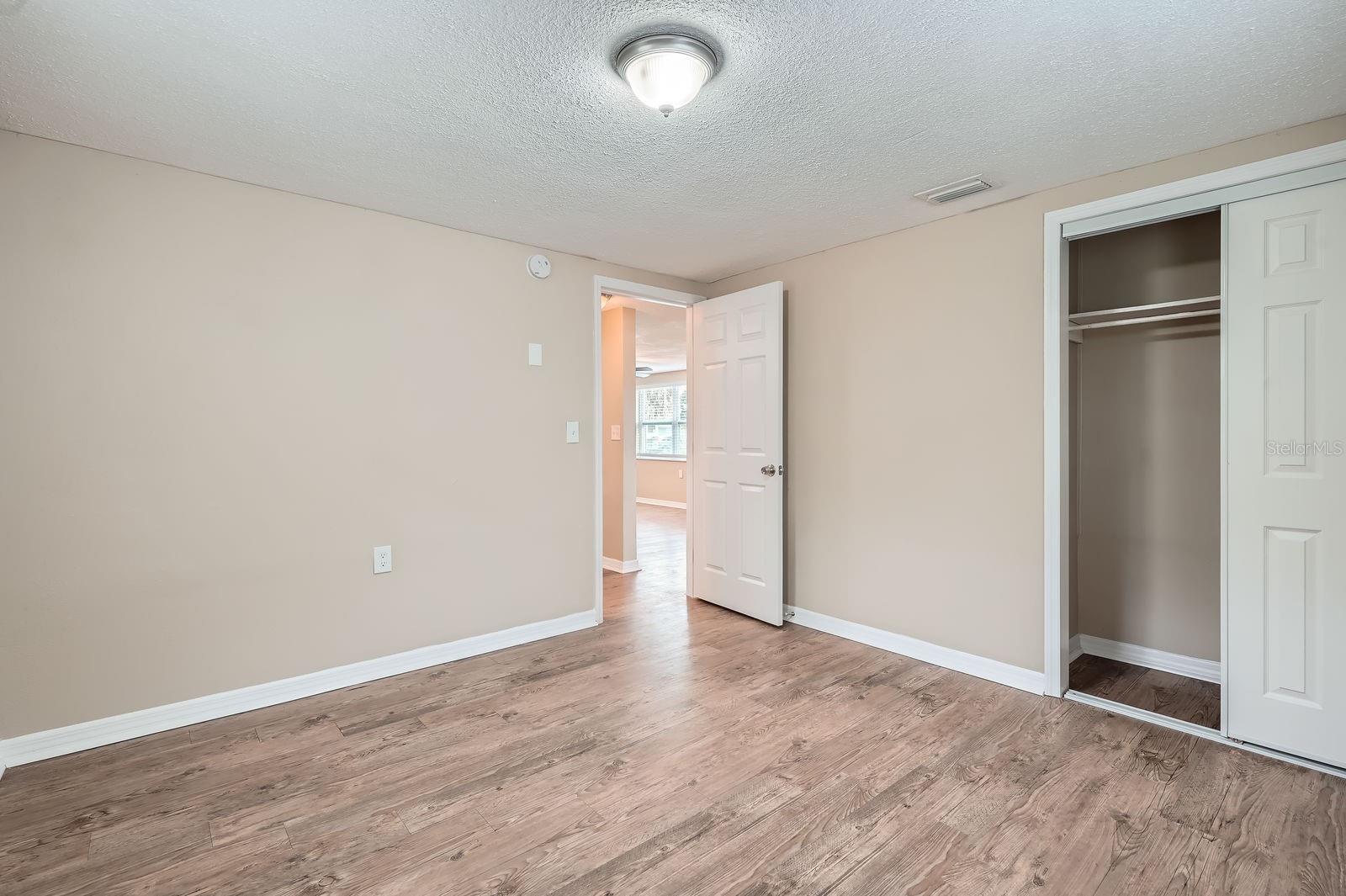 5429 FLORA AVE — photo 23