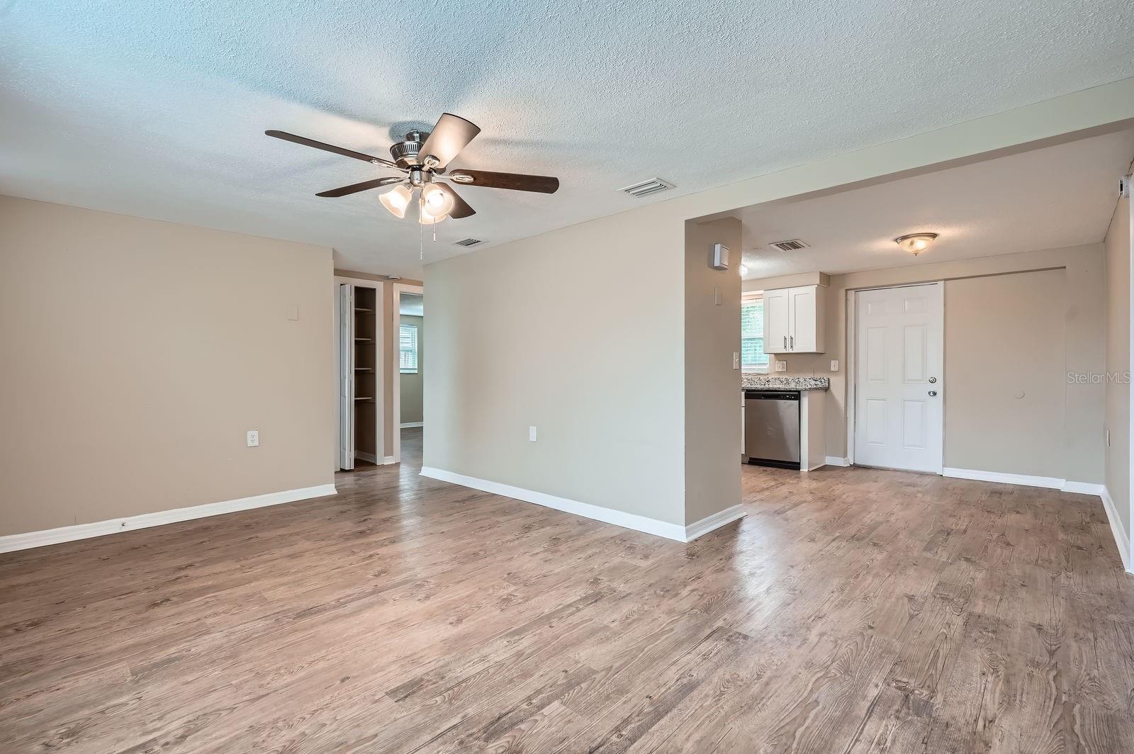 5429 FLORA AVE — photo 13