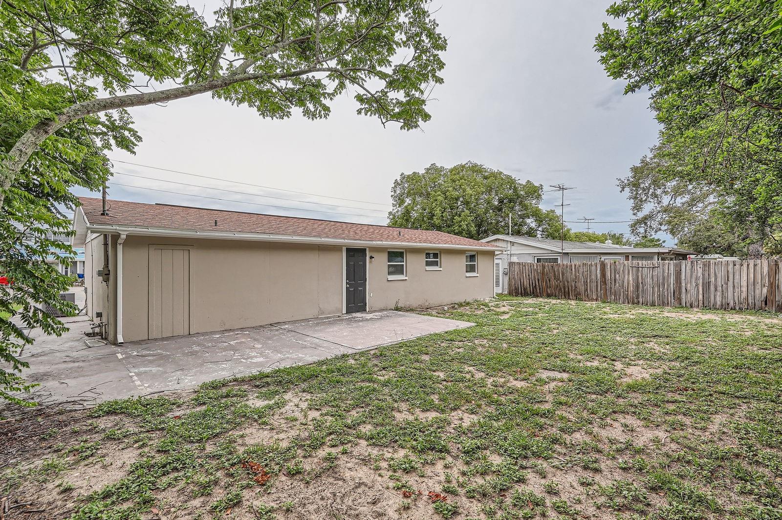 5429 FLORA AVE — photo 31