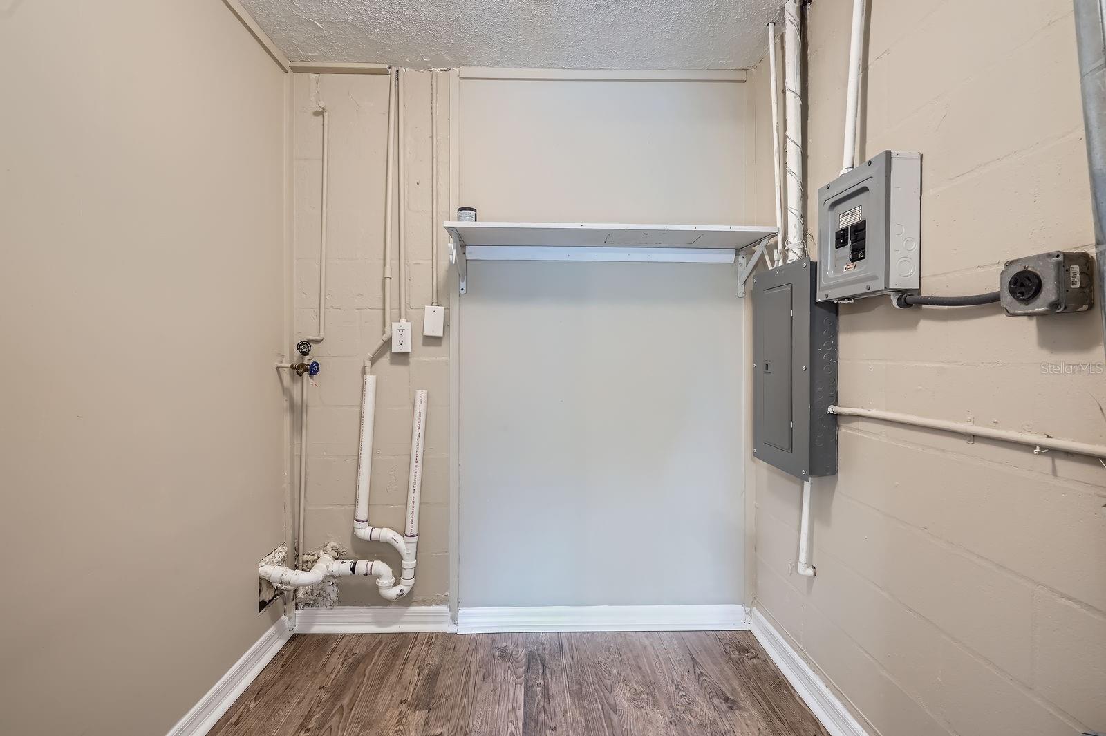 5429 FLORA AVE — photo 29