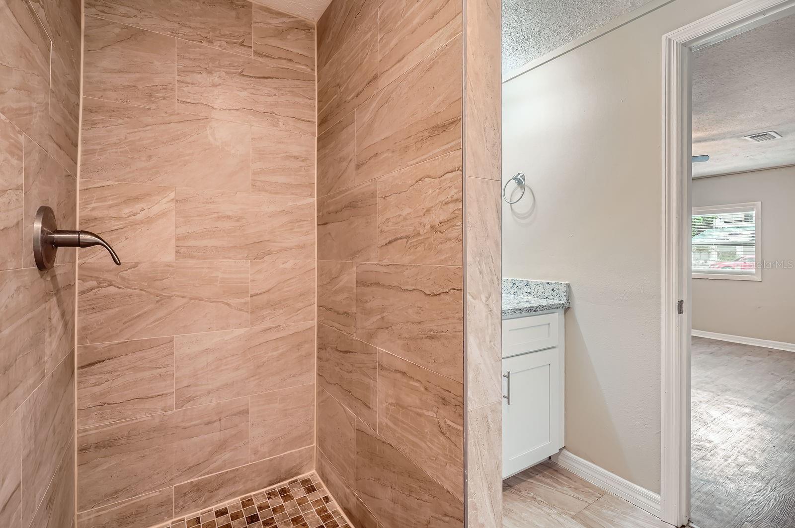 5429 FLORA AVE — photo 20