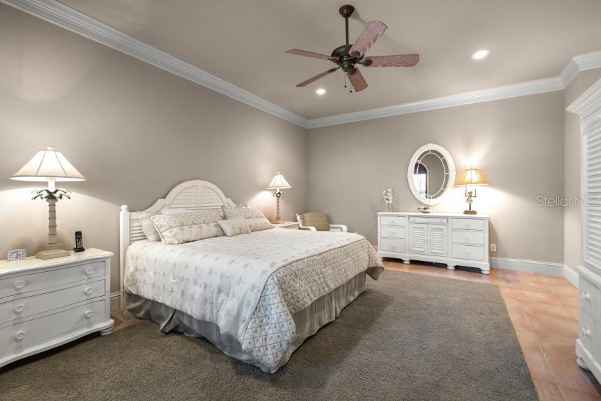 841 PONCE DE LEON DR — photo 34
